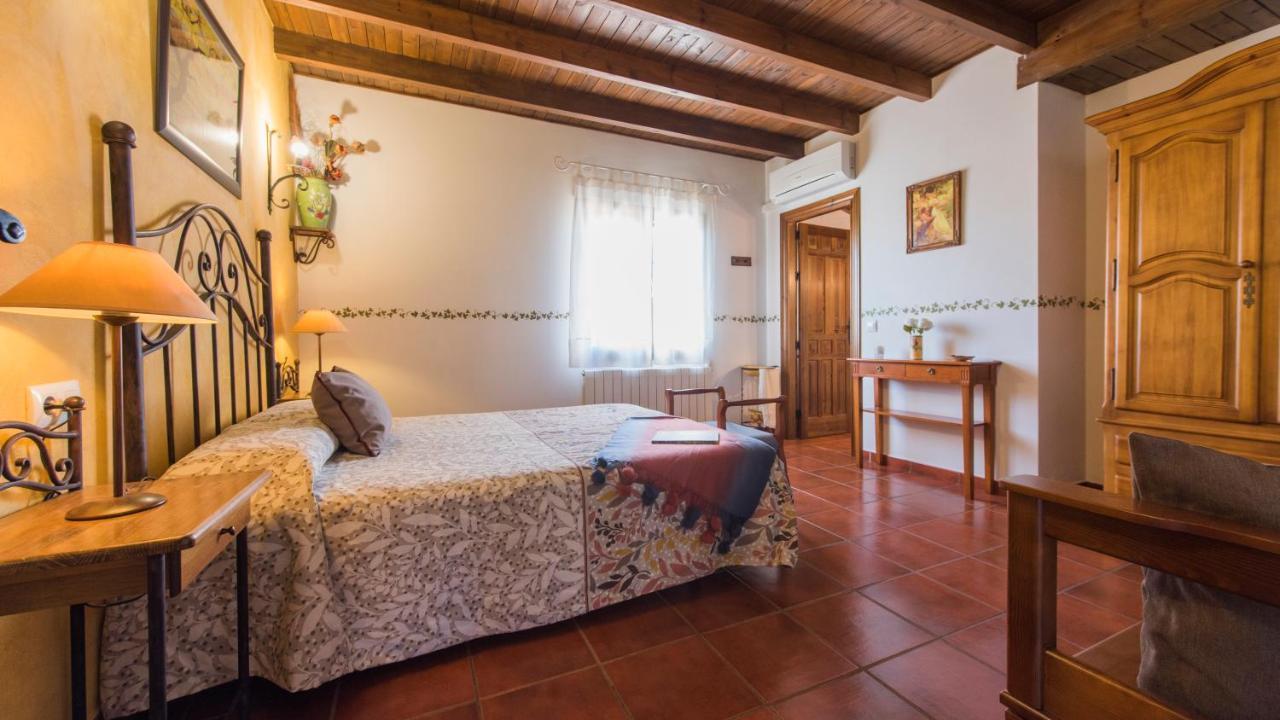 Los Laureles Casa Rural Urda Extérieur photo